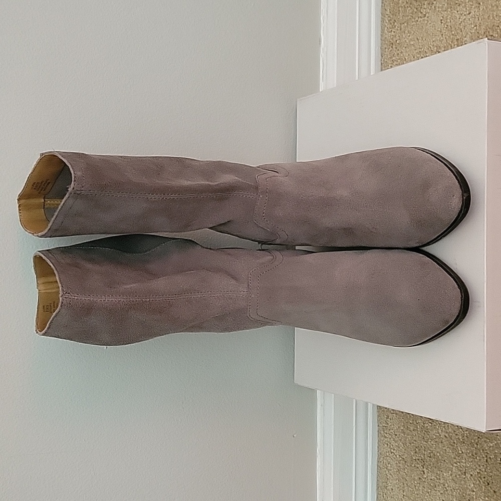 Lucky Brand Lefara Boot 8.5 Gray